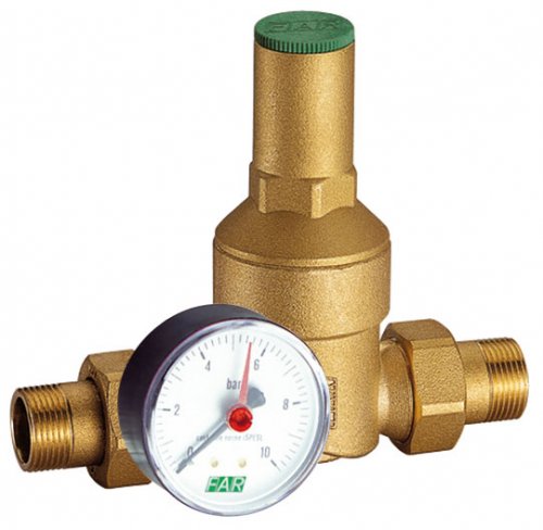 Редуктор латунный, 1/2", НР-НР, с манометром FAR